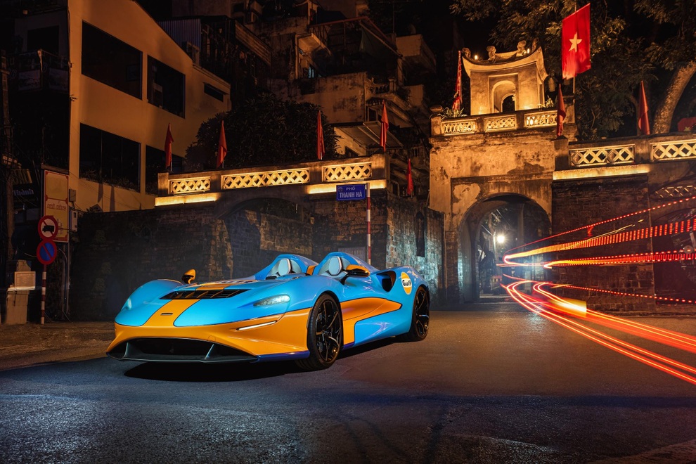 Xe McLaren Elva - hàng hiếm triệu USD xuất hiện trên đường phố Hà Nội - 1 Xe McLaren Elva - hàng hiếm triệu USD xuất hiện trên đường phố Hà Nội - 1