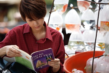 Minh Hằng gặp bao chuyện éo le vì giả trai