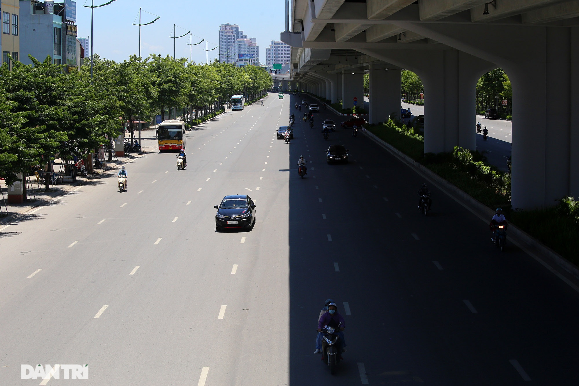 Con đường mát mẻ dài nhất Hà Nội giữa những ngày nắng nóng đỉnh điểm - 3 Con đường mát mẻ dài nhất Hà Nội giữa những ngày nắng nóng đỉnh điểm - 3