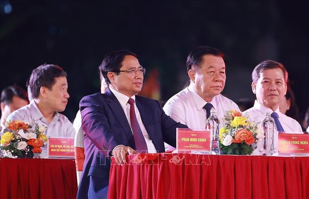 Hà Nội - Từ mùa thu lịch sử năm 1945 lan tỏa ý chí tự cường, khát vọng phát triển - 3 Hà Nội - Từ mùa thu lịch sử năm 1945 lan tỏa ý chí tự cường, khát vọng phát triển - 3