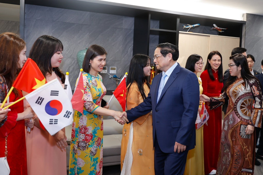 Lần đầu tiên nghe có CLB người giàu, Thủ tướng muốn nhân rộng mô hình - 4 Lần đầu tiên nghe có CLB người giàu, Thủ tướng muốn nhân rộng mô hình - 4