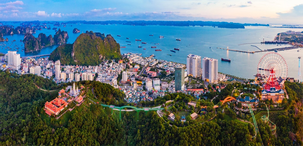 Động lực đưa Quảng Ninh vươn lên thành trung tâm đầu tư hàng đầu miền Bắc - 2 Động lực đưa Quảng Ninh vươn lên thành trung tâm đầu tư hàng đầu miền Bắc - 2