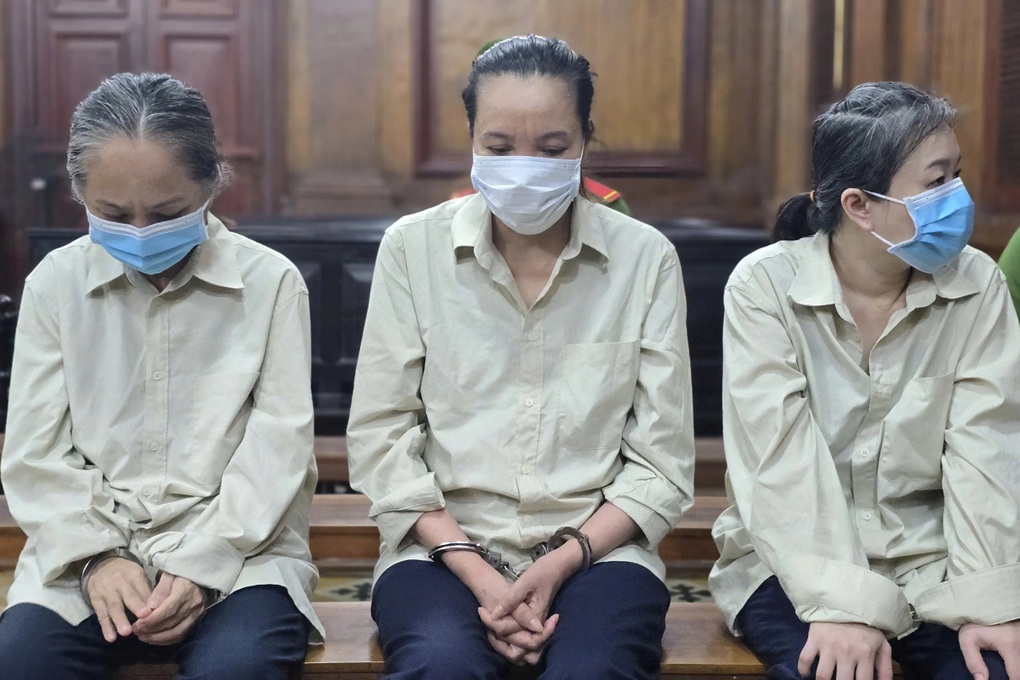 Hành hạ nhiều trẻ em, chủ Mái ấm Hoa Hồng lĩnh án - 1 Hành hạ nhiều trẻ em, chủ Mái ấm Hoa Hồng lĩnh án - 1