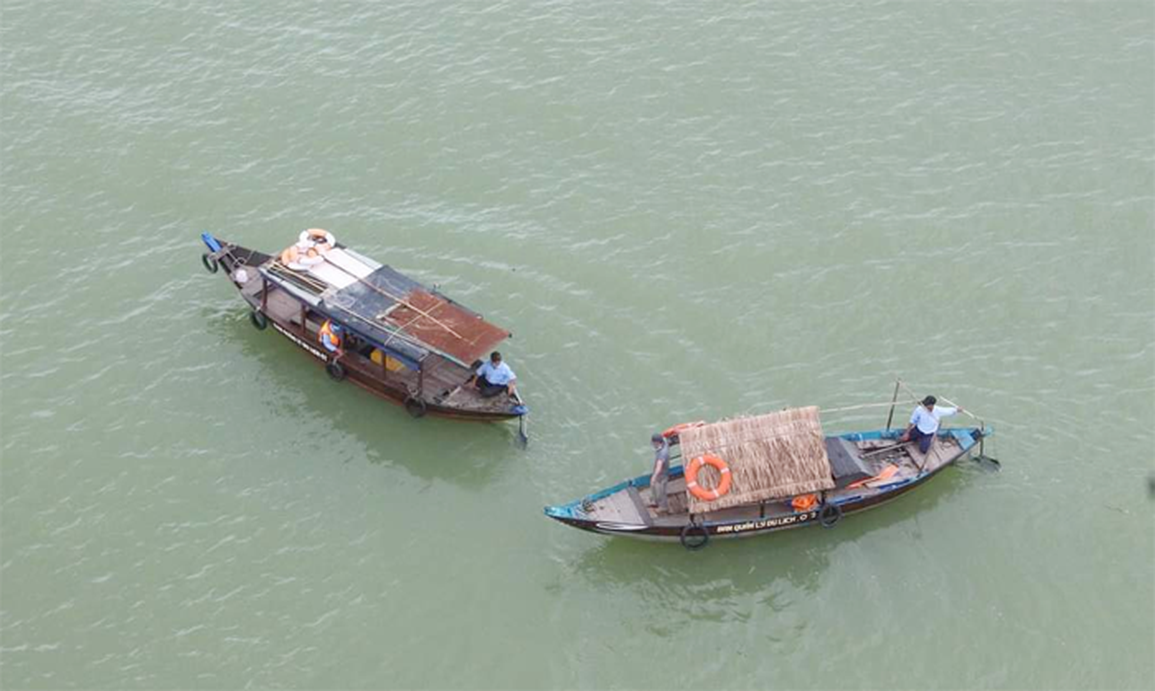 Bi kịch trẻ thơ mang tên… người lớn! - 4 Bi kịch trẻ thơ mang tên… người lớn! - 4