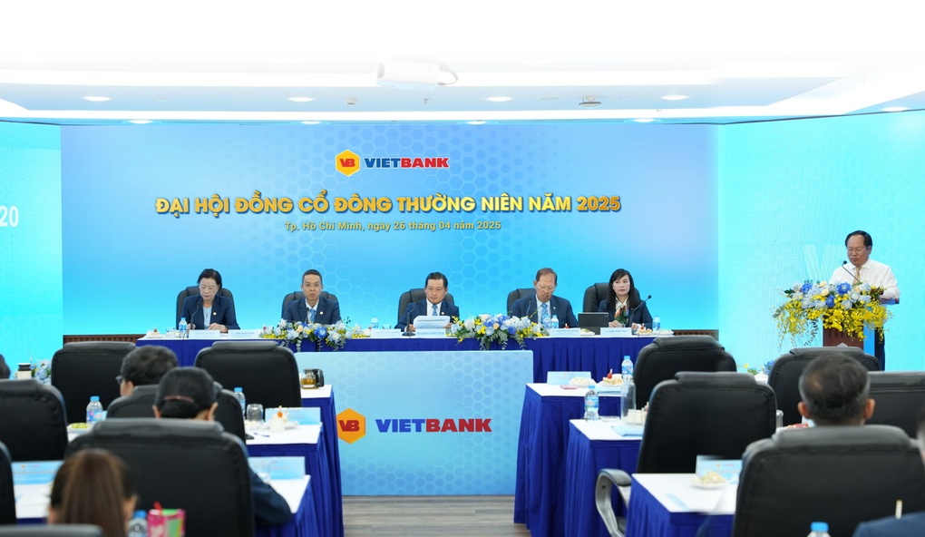 Vietbank đặt mục tiêu lợi nhuận tăng 55% trong năm 2025 - 2 Vietbank đặt mục tiêu lợi nhuận tăng 55% trong năm 2025 - 2