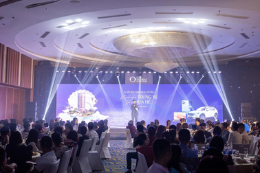 Mua căn hộ nghỉ dưỡng The Holiday Ha Long, khách hàng trúng ôtô bạc tỷ