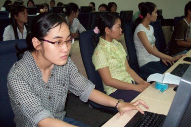 Khổ như… sinh viên học liên thông