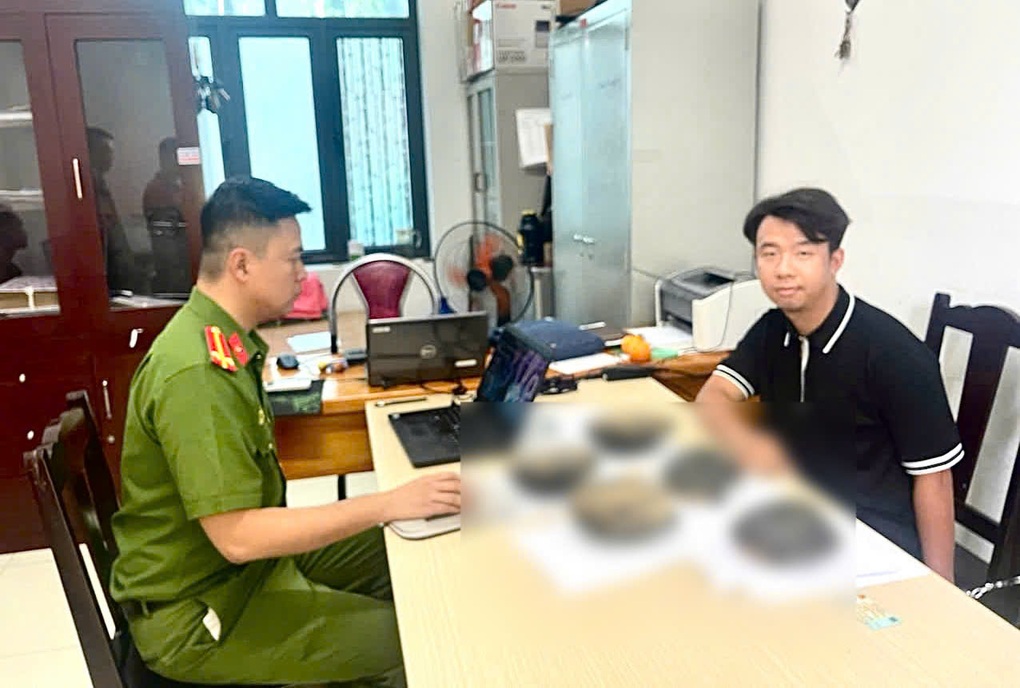 Nam thanh niên bị khởi tố vì mua bán 5 cá thể rùa Trung Bộ nguy cấp - 1 Nam thanh niên bị khởi tố vì mua bán 5 cá thể rùa Trung Bộ nguy cấp - 1