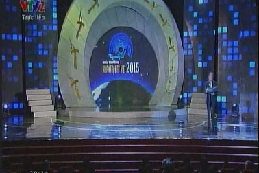 Phát biểu khai mạc Lễ trao giải Nhân tài Đất Việt của Nhà báo, TBT báo điện tử Dân trí Phạm Huy Hoàn, Trưởng ban tổ chức giải thưởng Nhân tài Đất Việt.