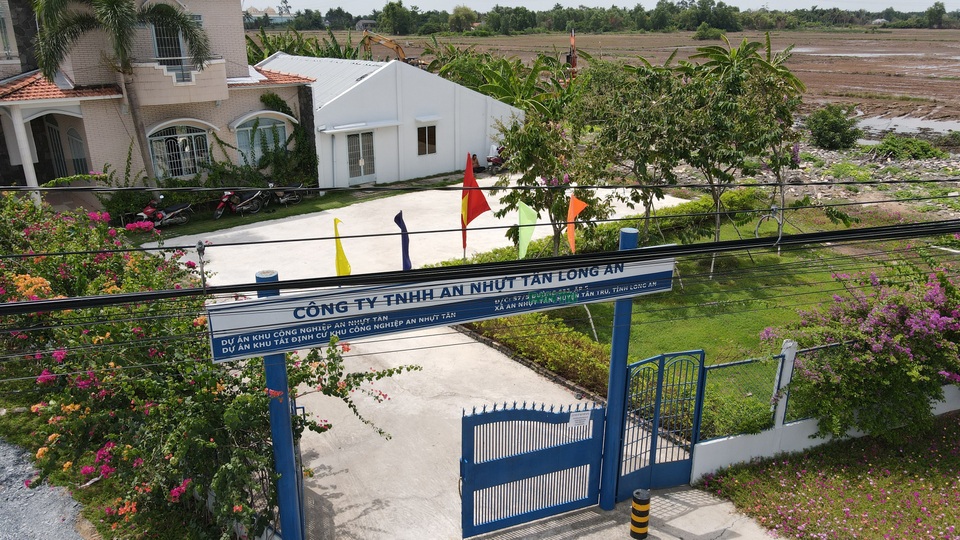 Tái khởi động dự án khu công nghiệp chậm tiến độ 15 năm - 3 Tái khởi động dự án khu công nghiệp chậm tiến độ 15 năm - 3