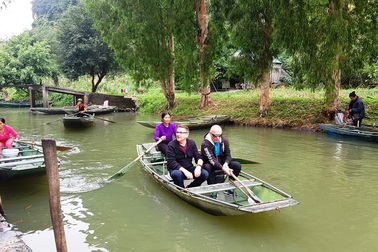 Ninh Bình cấp tạm ứng 122 tỷ đồng hỗ trợ người dân ảnh hưởng vì Covid-19