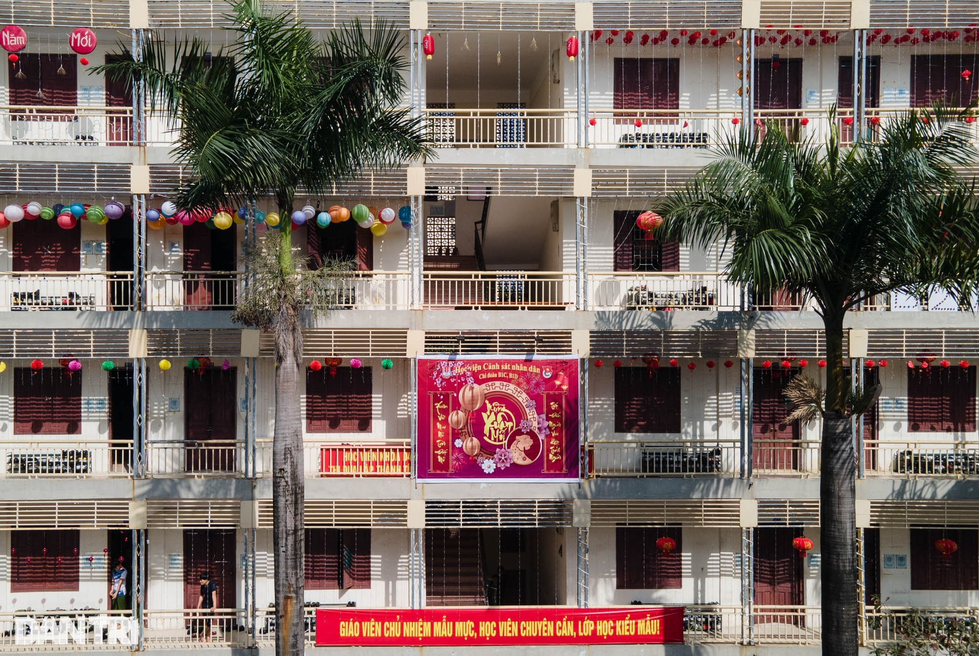 Chuyến xe mùa xuân đưa 300 học viên HV Cảnh sát nhân dân về quê đón Tết - 13 Chuyến xe mùa xuân đưa 300 học viên HV Cảnh sát nhân dân về quê đón Tết - 13