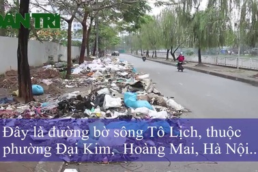Hà Nội: Bức xúc vì lòng đường biến thành nơi tập kết rác thải