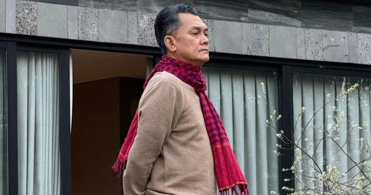 View - NSƯT Hữu Châu vẫn miệt mài đóng phim ở tuổi U60 | Báo Dân trí