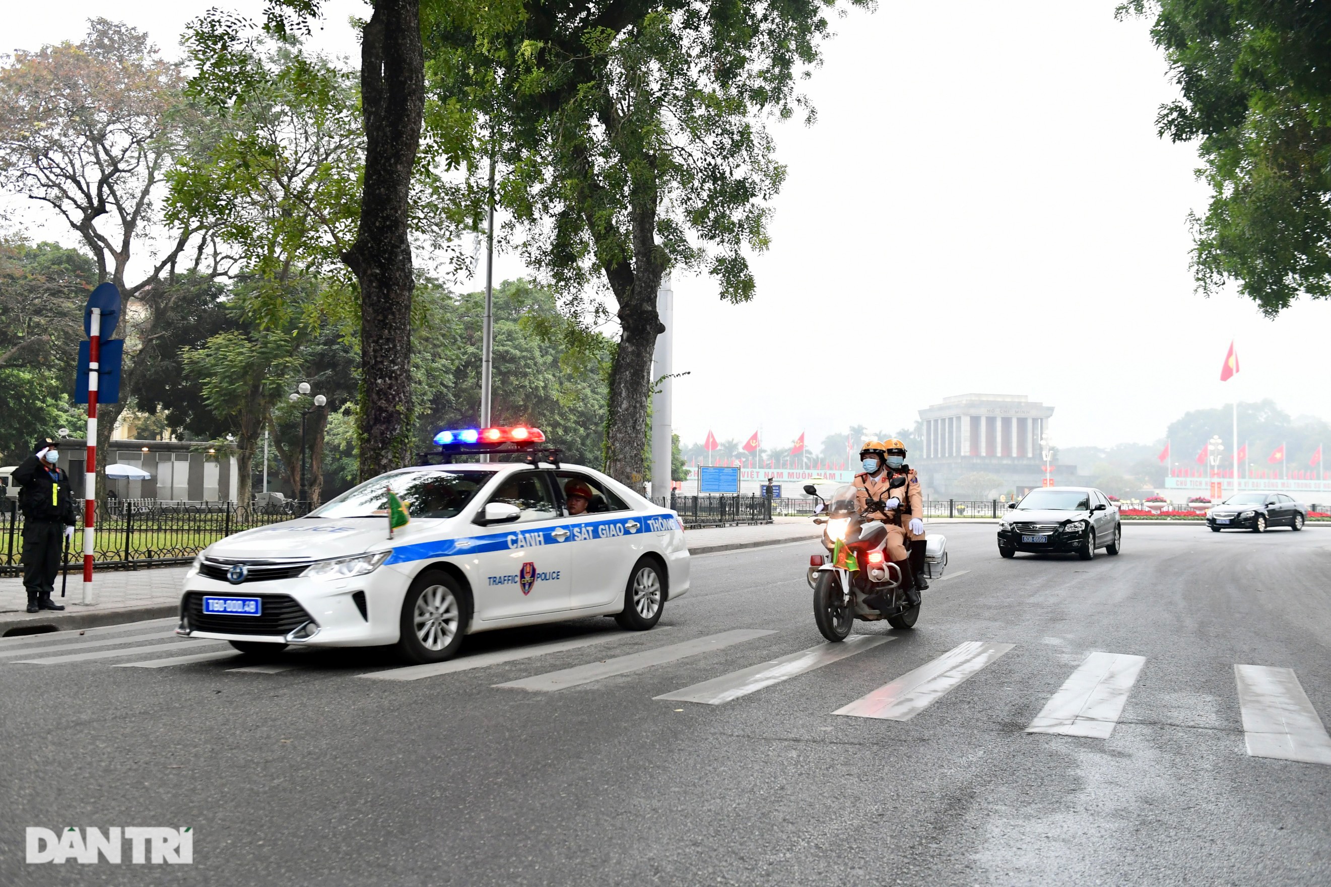 Các lực lượng đảm bảo an toàn tuyệt đối Đoàn đại biểu dự Đại hội Đảng XIII - 9 Các lực lượng đảm bảo an toàn tuyệt đối Đoàn đại biểu dự Đại hội Đảng XIII - 9