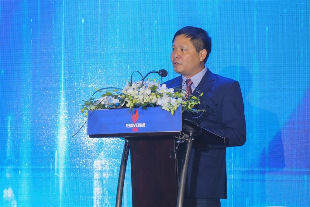 Fitch Ratings công bố xếp hạng tín nhiệm lần đầu BSR ở mức BB với triển vọng tích cực - 3 Fitch Ratings công bố xếp hạng tín nhiệm lần đầu BSR ở mức BB với triển vọng tích cực - 3