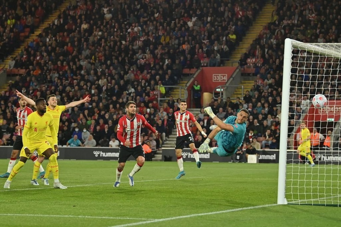 Liverpool đua vô địch với Man City tới lượt cuối cùng - 2 Liverpool đua vô địch với Man City tới lượt cuối cùng - 2