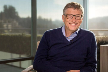 Bill Gates lần đầu làm rõ giai thoại "thấy 100 USD rơi không nhặt lên"
