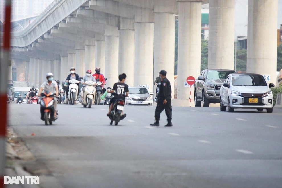 Cô gái trẻ mất trộm xe máy, 141 Hà Nội tìm thấy sau 2 giờ - 11 Cô gái trẻ mất trộm xe máy, 141 Hà Nội tìm thấy sau 2 giờ - 11