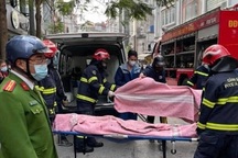 Cháy phòng trọ ở Hà Nội nghi do đốt vàng mã, 4 thanh niên tử vong