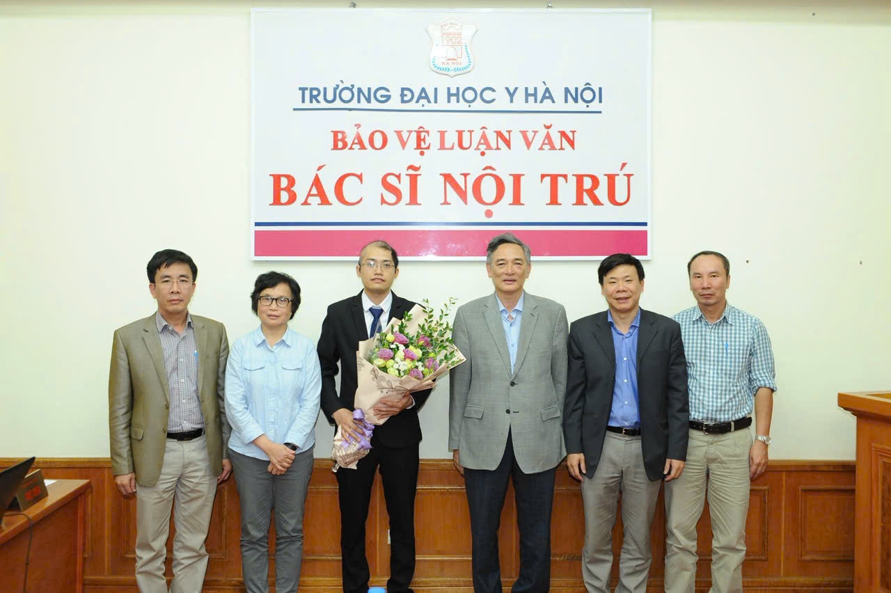Bác sĩ nội trú kể chuyện lò luyện nghề, ngày tốt nghiệp tóc còn một nửa - 3