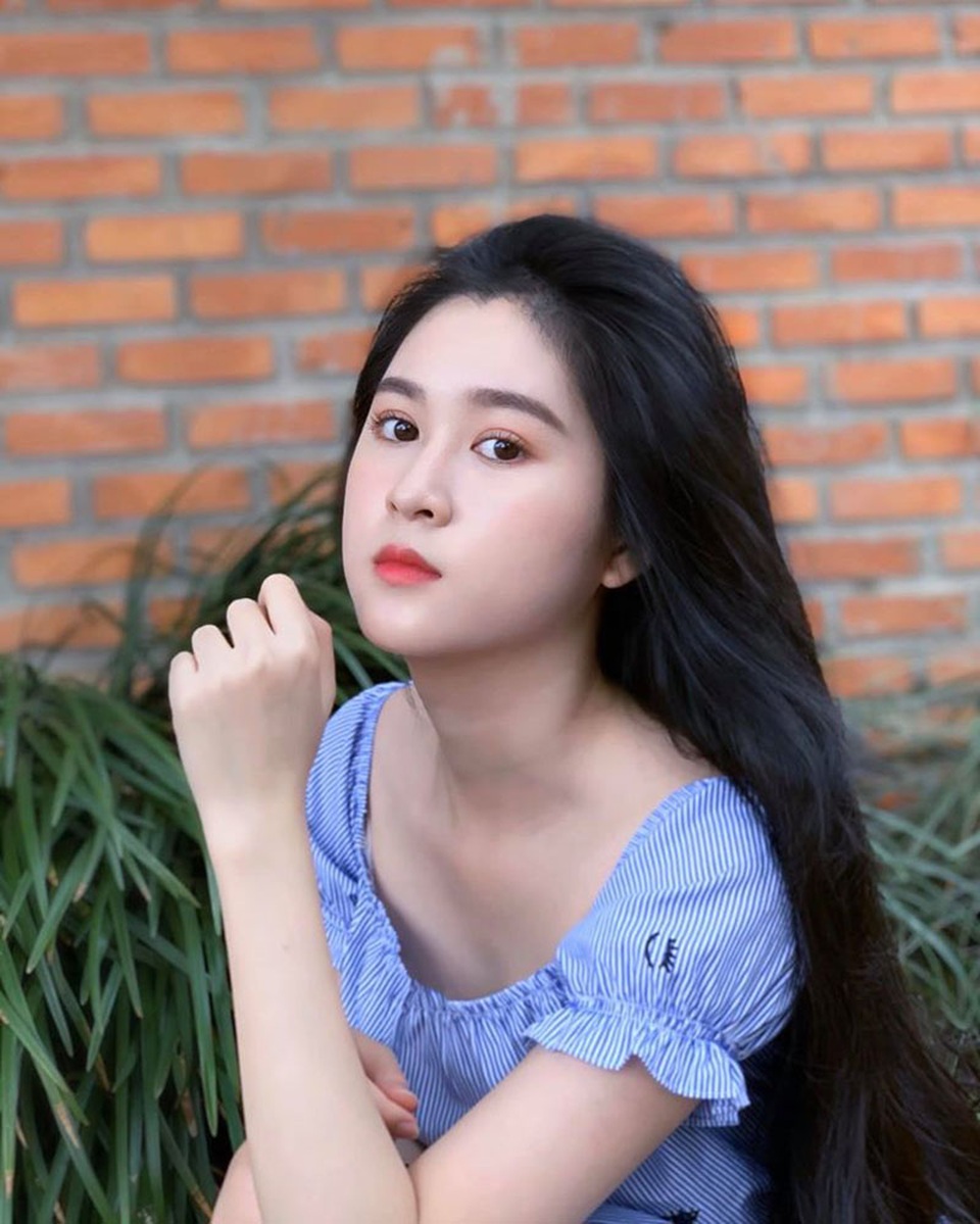 Nữ sinh ĐH Tôn Đức Thắng đẹp như diễn viên Hoa ngữ - 5 Nữ sinh ĐH Tôn Đức Thắng đẹp như diễn viên Hoa ngữ - 5