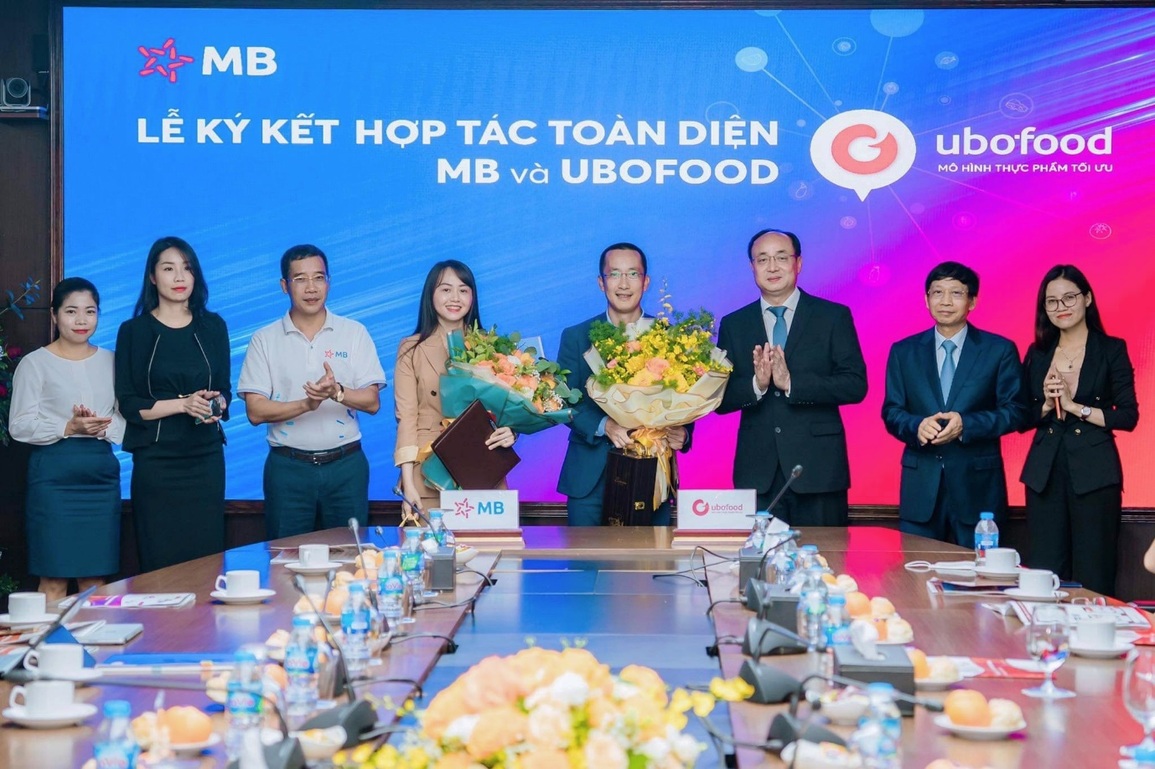 Ubofood và MB ký kết hợp tác toàn diện - 1 Ubofood và MB ký kết hợp tác toàn diện - 1