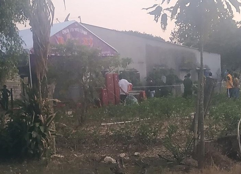 Nghi án hai mẹ con bắn chết cha - 1 Nghi án hai mẹ con bắn chết cha - 1