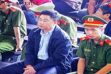 "Trùm" cờ bạc Nguyễn Văn Dương khai cho 2 cựu tướng hàng chục tỷ đồng