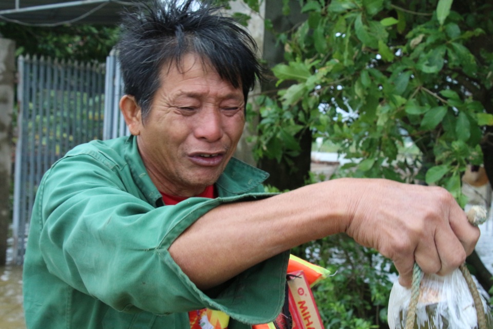 Nước mắt nơi tâm lũ - 3 Nước mắt nơi tâm lũ - 3