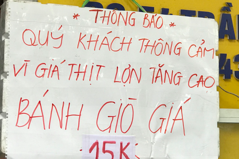 Càng gần Tết càng bị lái buôn ép giá, người bán lẻ thịt lợn chỉ nhập nửa hàng