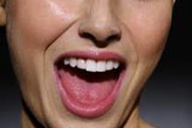 Nháy mắt - Tật hay là bệnh?