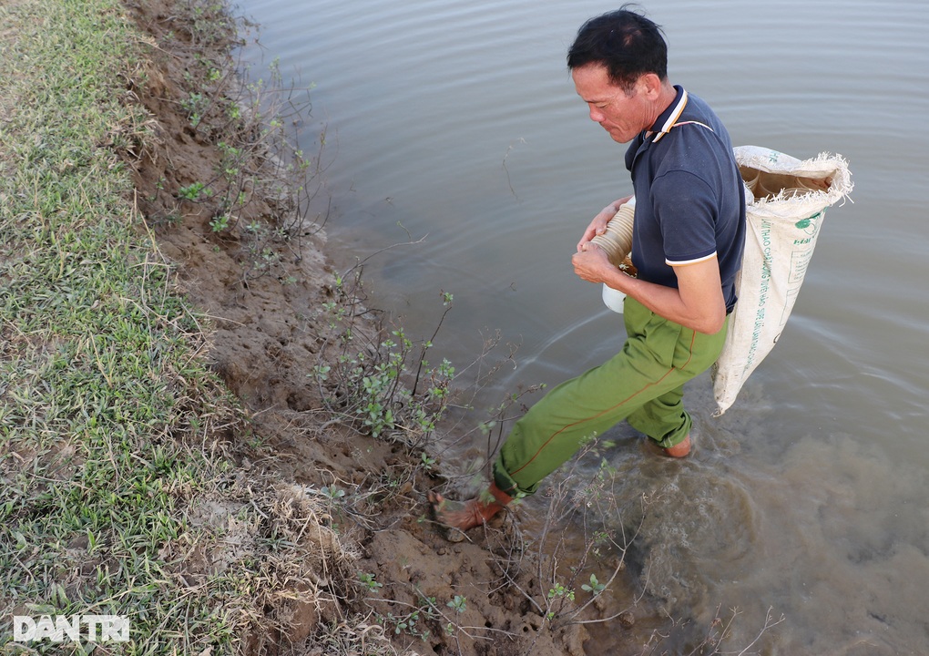 Độc chiêu săn loài nhiều chân chạy nhanh như gió - 9 Độc chiêu săn loài nhiều chân chạy nhanh như gió - 9