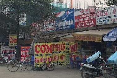 Cận cảnh hàng chục ki ốt sai mục đích “bủa vây” Công ty Giống cây trồng Hà Tây