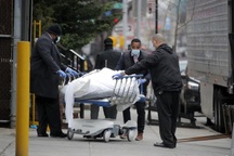 Mỹ huy động 100.000 túi đựng thi thể giữa đại dịch Covid-19