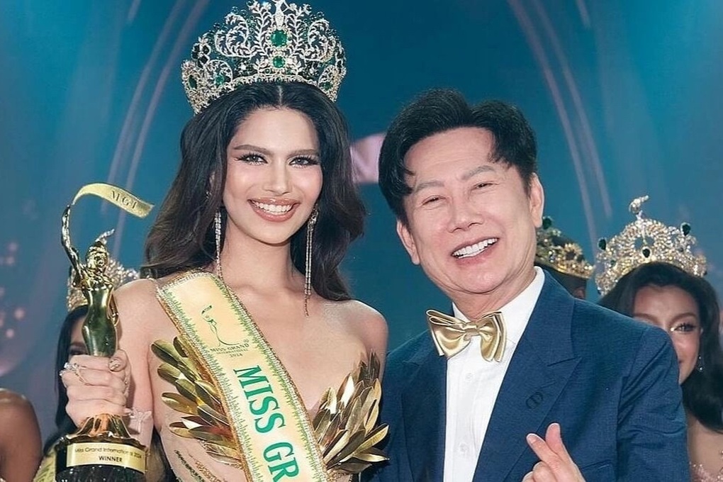Mademoiselle Grand Paix sanglotait en racontant comment elle avait été forcée de vendre du papier toilette, sa maison était en mauvais état - 4 Hoa hậu Hòa bình nức nở kể bị ép tiếp thị giấy vệ sinh, ở nhà xuống cấp - 4