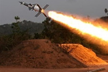 Các quân binh chủng thao diễn, sẵn sàng chiến đấu