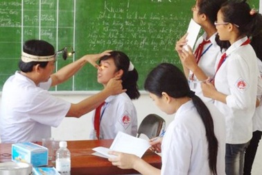 Chóng mặt vì mức đóng bảo hiểm y tế tăng vọt