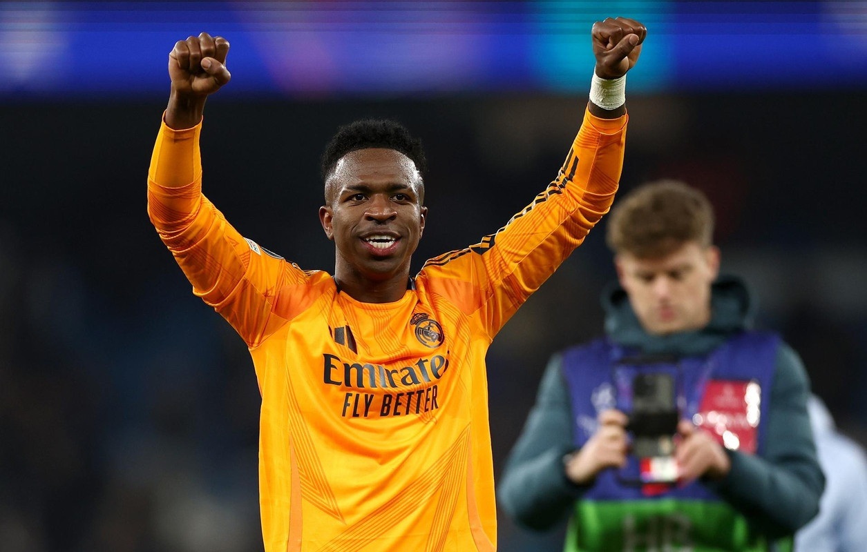 Vinicius ເຮັດການເຄື່ອນໄຫວທີ່ຫນ້າຕົກໃຈ, ໄດ້ຮັບເງິນເດືອນຢ່າງຫຼວງຫຼາຍຖ້າລາວອອກຈາກ Real Madrid - 1 Vinicius có động thái gây sốc, nhận lương siêu khủng nếu rời Real Madrid - 1