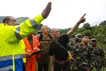 Tìm thấy lối vào hang mới, hy vọng giải cứu đội bóng Thái Lan mắc kẹt