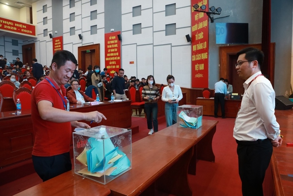 Sẽ trả lại tiền cọc cho người đấu giá nhầm 4 tỷ đồng/m2 đất ở Hà Nội - 1 Sẽ trả lại tiền cọc cho người đấu giá nhầm 4 tỷ đồng/m2 đất ở Hà Nội - 1