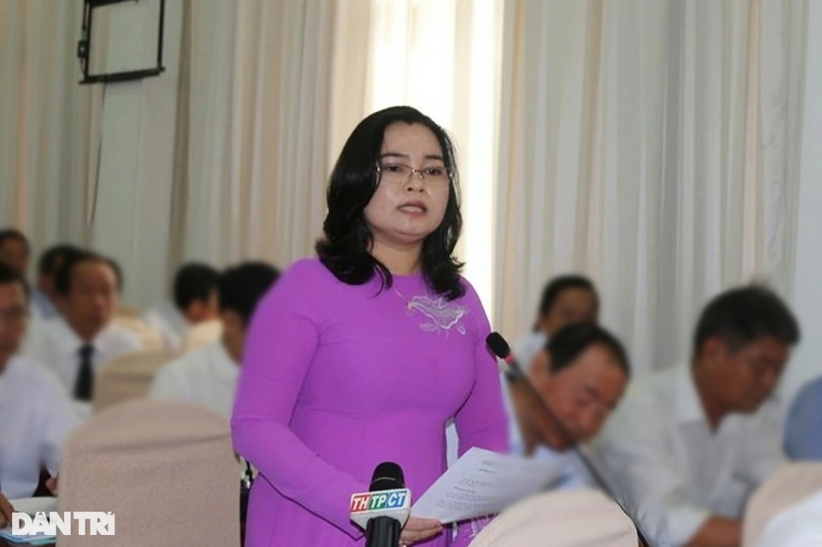 Nguyên giám đốc Sở Giáo dục Đào tạo Cần Thơ bị kỷ luật cảnh cáo - 1 Nguyên giám đốc Sở Giáo dục Đào tạo Cần Thơ bị kỷ luật cảnh cáo - 1