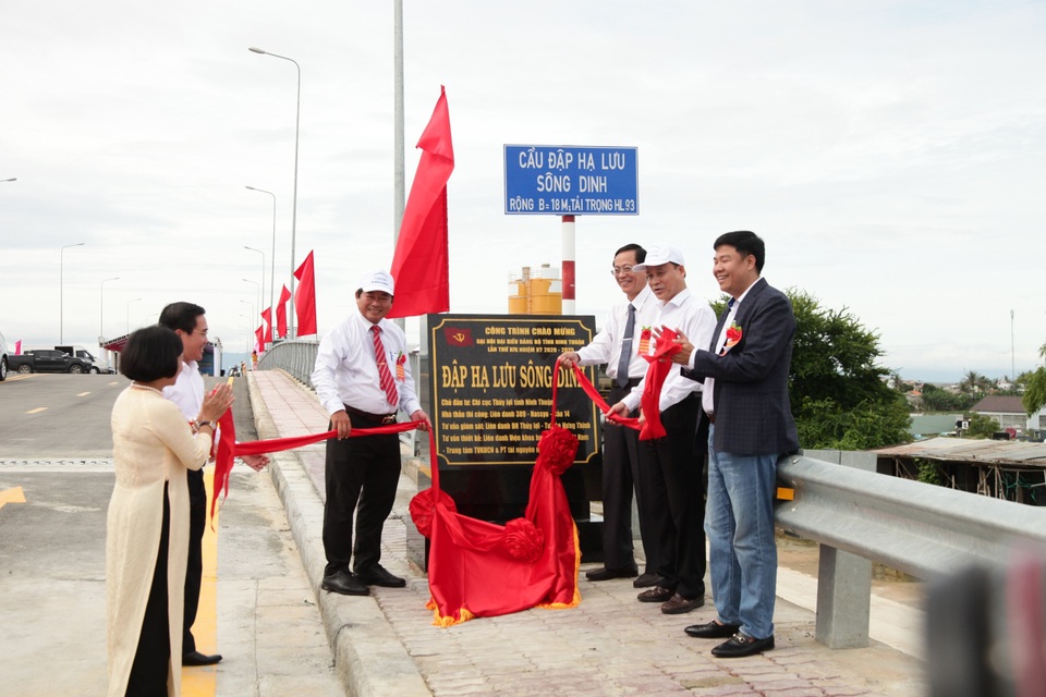 Ninh Thuận khánh thành đập hạ lưu thuộc nhóm lớn nhất nước - 2 Ninh Thuận khánh thành đập hạ lưu thuộc nhóm lớn nhất nước - 2