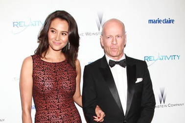 Bruce Willis đón cô con gái thứ 4