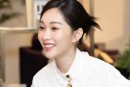 Đặng Thu Thảo mặc giản dị, nhan sắc "thần tiên tỷ tỷ" sau 11 năm đăng quang
