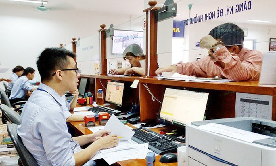 Đề xuất giải quyết chế độ BHXH cho hơn 10.200 lao động làm việc ở cấp xã - 1 Đề xuất giải quyết chế độ BHXH cho hơn 10.200 lao động làm việc ở cấp xã - 1
