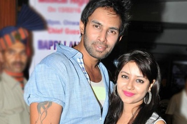 Bạn trai của “Cô dâu 8 tuổi” bị tố lừa tiền nhiều phụ nữ