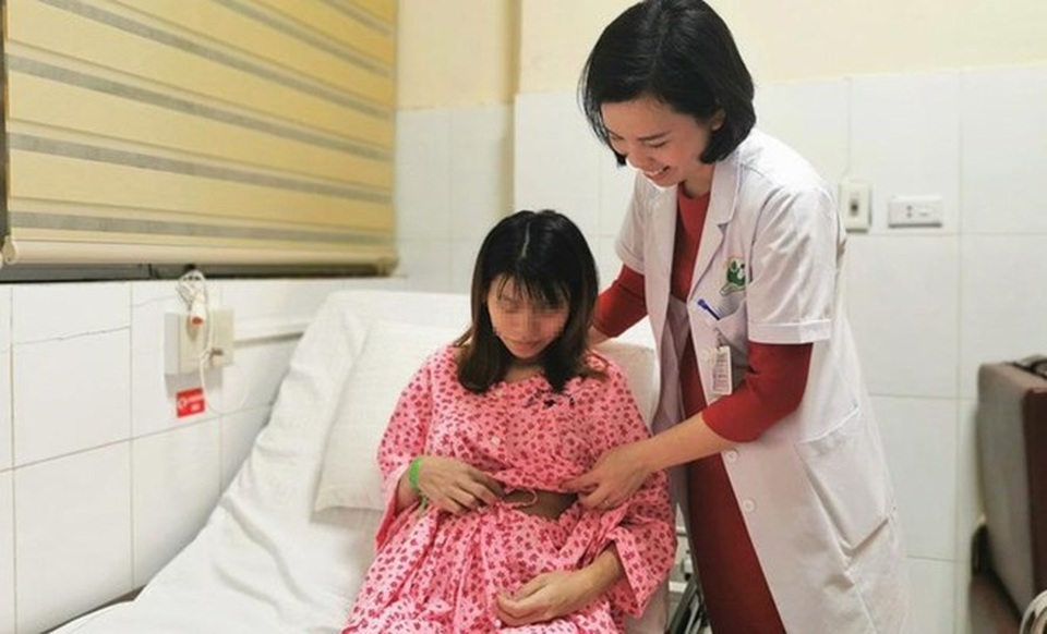 Nữ bác sĩ hơn 100 lần đeo kính lặn vào vùng cấm giải cứu thai nhi - 3 Nữ bác sĩ hơn 100 lần đeo kính lặn vào vùng cấm giải cứu thai nhi - 3