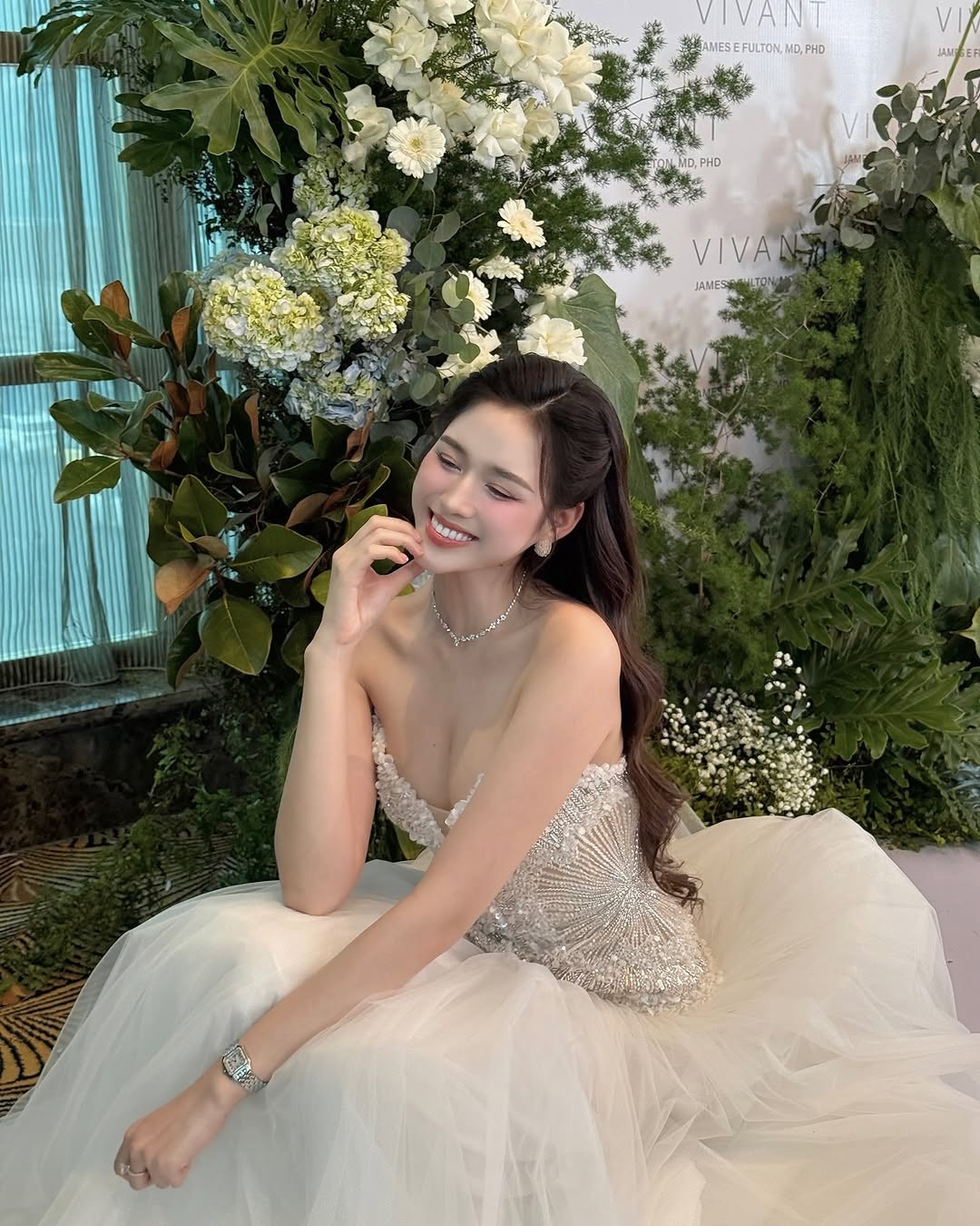 Đỗ Thị Hà tuổi 24: CEO sang chảnh, vướng tin đồn yêu thiếu gia nghìn tỷ - 2 Đỗ Thị Hà tuổi 24: CEO sang chảnh, vướng tin đồn yêu thiếu gia nghìn tỷ - 2