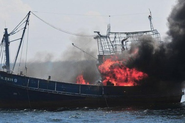 Malaysia tính học tập phương án chống đánh bắt trộm của Indonesia